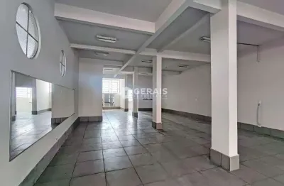 Ponto comercial para alugar no Planalto, Divinópolis 