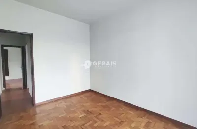 Casa para aluguel, 3 quartos, 1 vaga, centro - divinópolis/mg