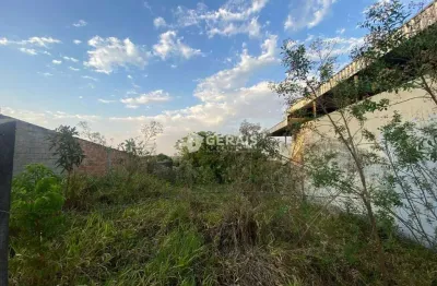 Terreno à venda no Santa Marta, Divinópolis 