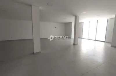 Ponto comercial para alugar no Bom Pastor, Divinópolis 