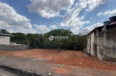 Terreno à venda na Vila Romana, Divinópolis 