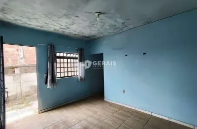 Casa à venda, 1 quarto, 1 vaga, padre eustaquio - divinópolis/mg