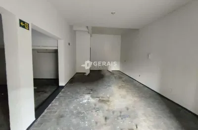 Ponto comercial para alugar no Interlagos, Divinópolis 