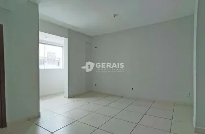 Sala comercial para alugar no Centro, Divinópolis 