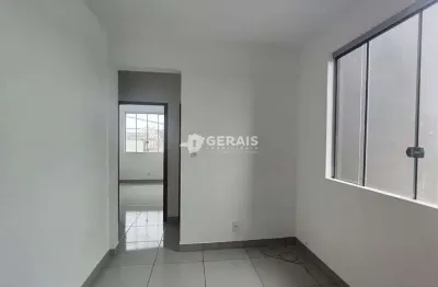 Apartamento para aluguel, 3 quartos, 1 suíte, 1 vaga, ipiranga - divinópolis/mg