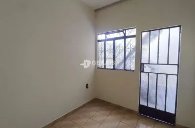 Casa para aluguel, 2 quartos, 1 vaga, são josé - divinópolis/mg