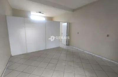 Ponto comercial para alugar no Belvedere, Divinópolis 