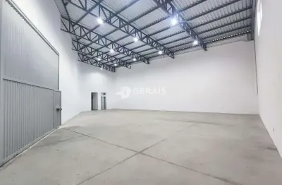 Galpão para aluguel, Walchir Resende Costa - Divinópolis/MG