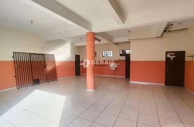 Ponto comercial para alugar no São Luís, Divinópolis 