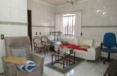 Casa à venda, 3 quartos, 1 suíte, 3 vagas, são sebastião - divinópolis/mg