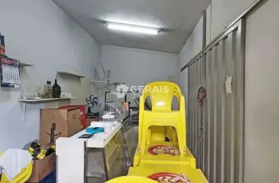 Ponto comercial para alugar no Tietê, Divinópolis 