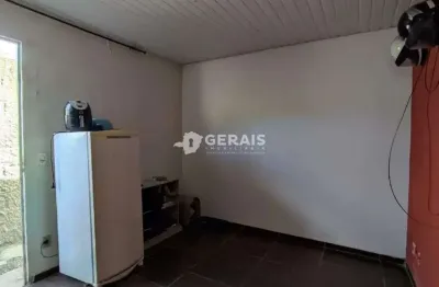 Casa à venda, 2 quartos, 2 vagas, jardim copacabana - divinópolis/mg