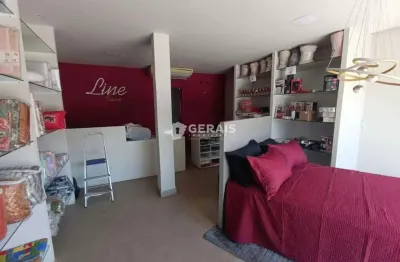 Ponto comercial para alugar no Bom Pastor, Divinópolis 