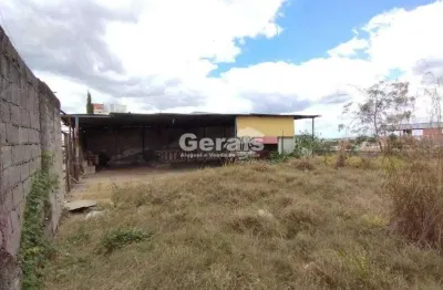 Terreno comercial para alugar no São Roque, Divinópolis 