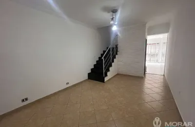 Sobrado para venda com 2 quartos sendo 1 suíte com 1 vaga na vila ré