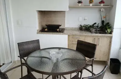 Apartamento à venda na Móoca com 3 quartos sendo 1 suíte e 2 vagas de garagem