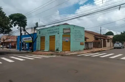 Barracão_salão_loja para alugar, 82.00 m2 por r$1300.00  - centro - londrina/pr
