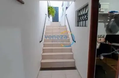 Casa residencial com 3 quartos  para alugar, 390.00 m2 por r$9000.00  - juliana - londrina/pr