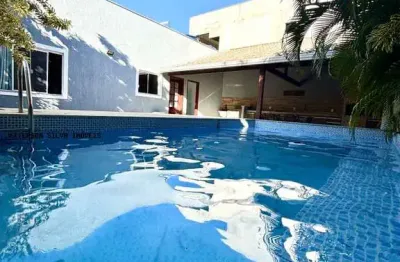 Casa mobiliada à venda no condomínio dos pássaros  cabo frio