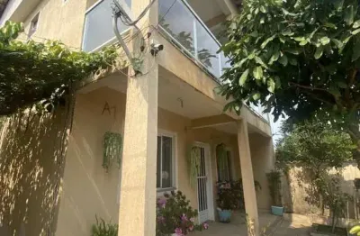 Excelente Casa 4 Quartos Independente em terreno de 360m² em Cabo Frio