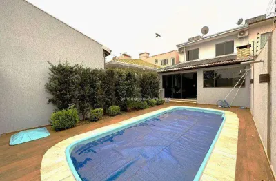 Sobrado com piscina e ampla sobra de terreno no bairro alto alegre