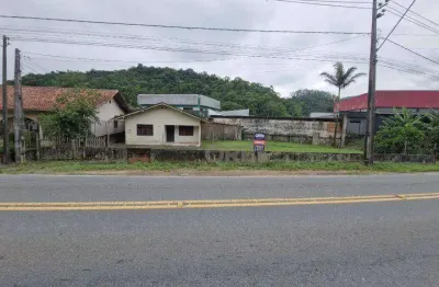 Casa em terreno Comercial com 3 dormitórios à venda, 2 m² por R$ 590.000 - Belchior Central - Gaspar/SC