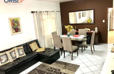 Casa com 3 dormitórios à venda, 210 m² por r$ 990.000,00 - victor konder - blumenau/sc