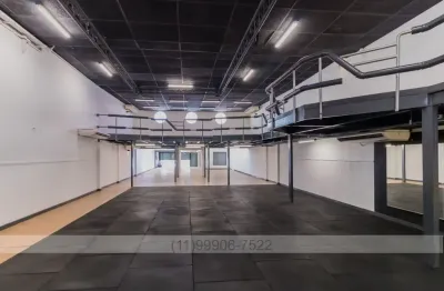 Salão 670m2 terreo 500m2 mezanino aberto 170m2 no tatuape e ao lado do eixo platina