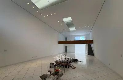 Salão c/ 260m2 no coração do tatuape com 8m de fachada e reformado