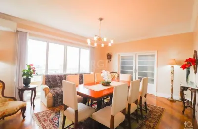 Apartamento á venda com 3 dormitórios com 1 suíte com sacada + 2 sacadas na sala e living, 233,85m²  e 1 vaga de garagem escriturada e coberta, no bairro independência em porto alegre.
