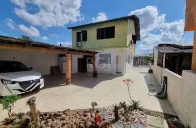 Casa estilo sobrado no bairro sarandi em porto alegre