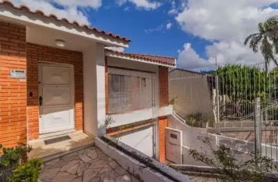 Casa com 4 quartos à venda na Rua Delfino Riet, 350, Santo Antônio, Porto Alegre