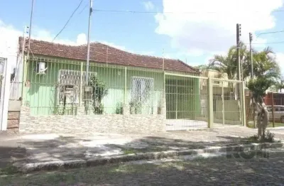 Casa com 3 quartos à venda na Rua Doutor Francisco de Sá Brito, 173, Partenon, Porto Alegre