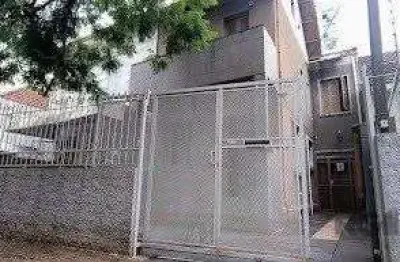 Casa com 3 quartos à venda na Rua Emancipação, 77, Floresta, Porto Alegre