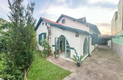 Casa residencial com 3 quartos, sendo 1 suíte e 3 banheiros, no bairro santa teresa em porto alegre, rs