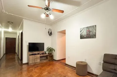 Apartamento de 3 dormitórios à Venda na Rua Dona Leopoldina.