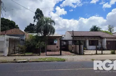 Casa com 3 quartos à venda na Rua Zeferino Dias, 264, Sarandi, Porto Alegre