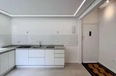 Apartamento com 2 quartos à venda na Rua Riachuelo, 389, Centro Histórico, Porto Alegre