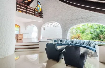 Casa com 3 quartos à venda na Rua Padre João Batista Reus, 257, Vila Conceição, Porto Alegre