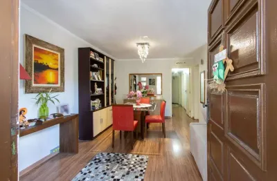 Casa com 3 quartos à venda na Rua Gaurama, 321, Cavalhada, Porto Alegre