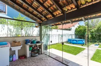 Casa na zona sul de 4 dormitórios 2 vagas - espirito santo
