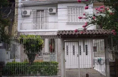 Casa sobrado no bairro higienópolis de 3 dormitórios e 2 vagas