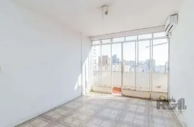 Apartamento com 3 quartos à venda na Rua Coronel Vicente, 382, Centro Histórico, Porto Alegre