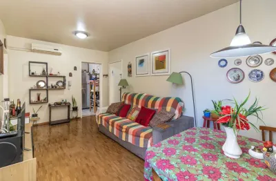 Apartamento com 3 quartos à venda na Rua Mariante, 856, Rio Branco, Porto Alegre