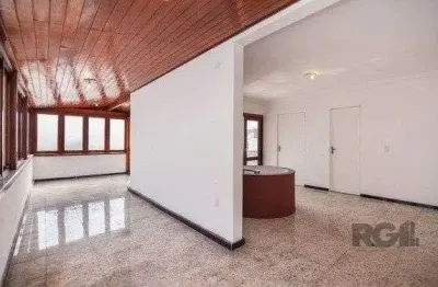 Vende-se bela cobertura de 122m², 2 quartos 2 vagas, desocupado - auxiliadora