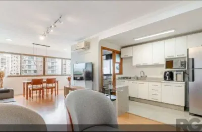 Apartamento de dois dormitórios localizado no bairro passo da areia em porto alegre/rs.