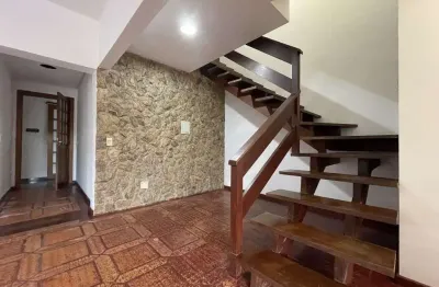 Casa com 6 quartos à venda na Rua João Bonuma, 120, Partenon, Porto Alegre