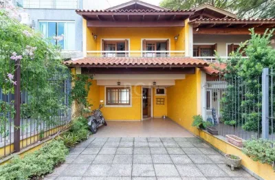 Casa para venda - 195.96m², 3 dormitórios, sendo 1 suites, 2 vagas - espirito santo