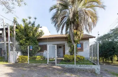 Casa com 4 quartos à venda na Avenida São Sebastião, 206, Nonoai, Porto Alegre