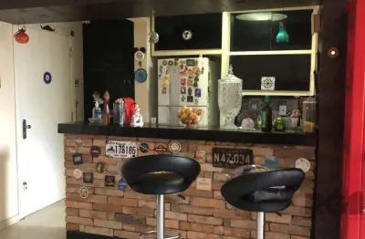 Excelente apartamento 2 quartos, suite e garagem na cidade baixa!